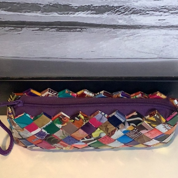 Candy Gum Wrapper Zipped Wristlet Coin Purse With Zipper 7.5 X 3.5 inches. EUC. - Picture 6 of 8